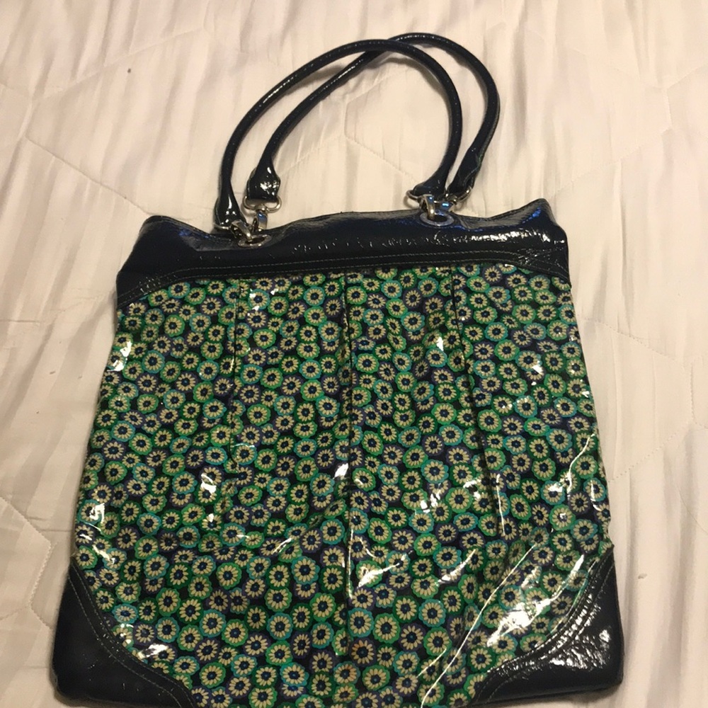 Vera Bradley Tote with wallet